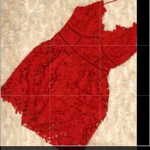 😍Women’s red lace dress 💋💄